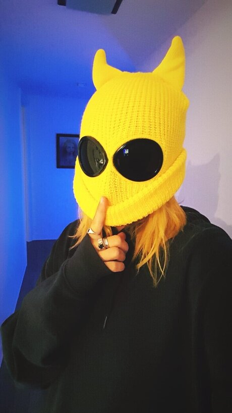 ButterCup sexy star img