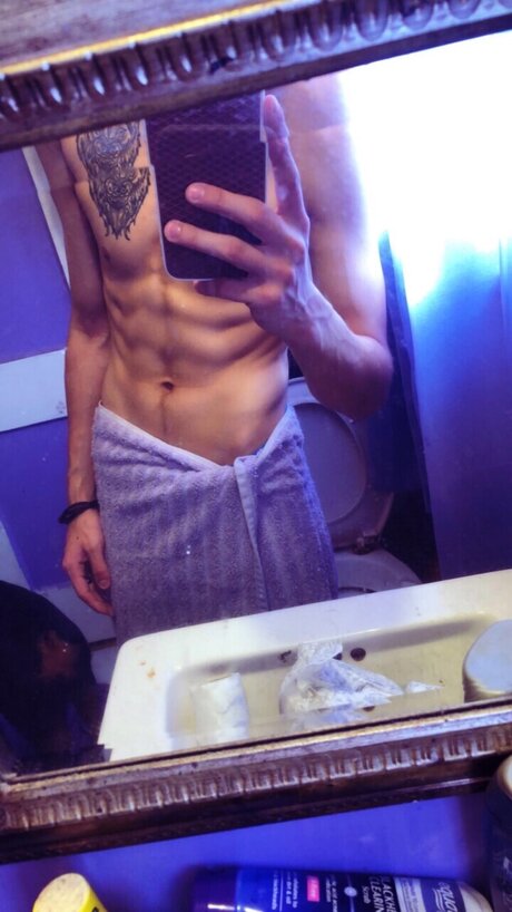 Moneythingzz exclusive actress image