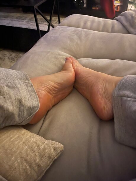 Carissa nude star img