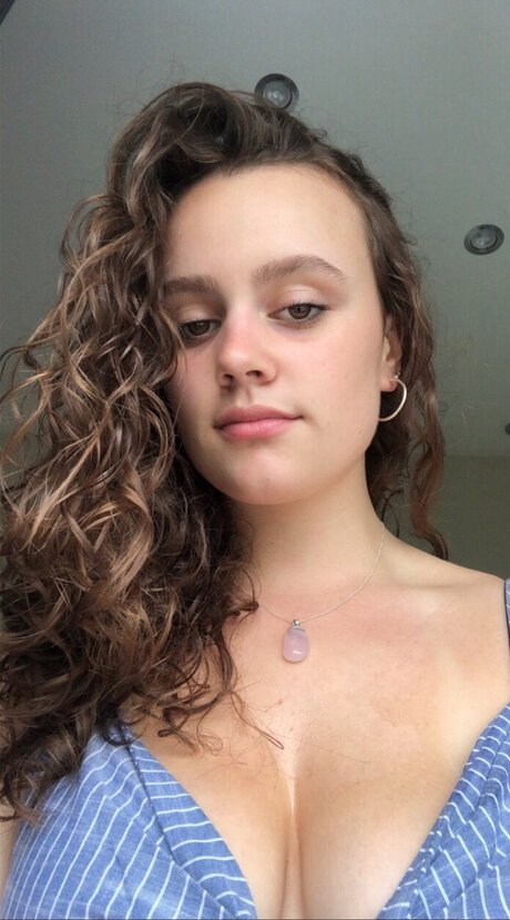 Sharna erotic actress img