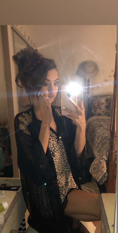 Lola Roberts pornstar perfect galleries