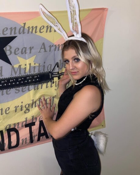 Ashalynn high quality actress pictures