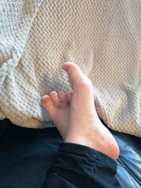 SwedishFeet perfect actress pics