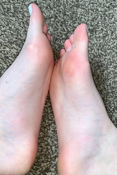 toetallytina model sex photo