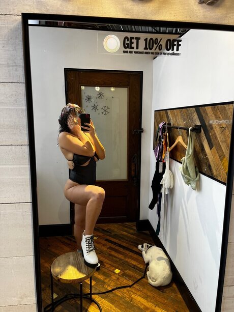 Lily Toria star exclusive image