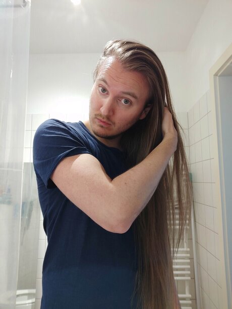 Simi nudes actress images