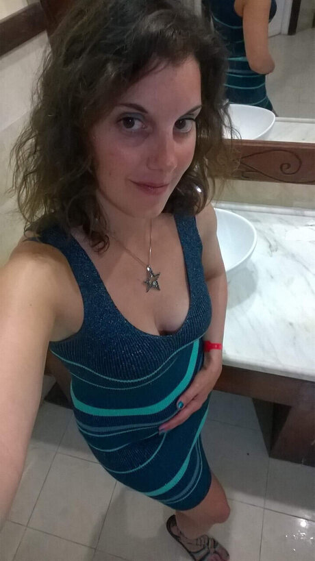 Nymph a Loona porn actress images