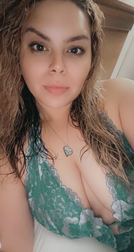 Lyla Grace exclusive pornstar pictures