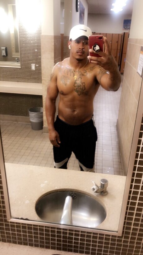 5ever model naked images