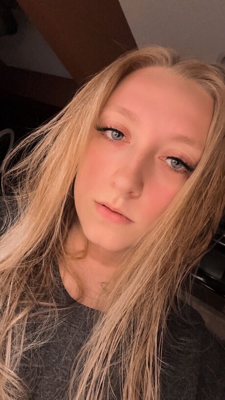 Skylar Rose perfect model photo