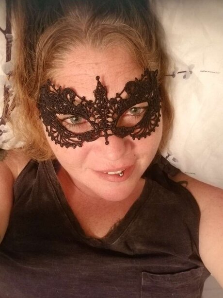 Miss Peaches star adult pics