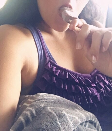 cherrydarling 22 nude model gallery