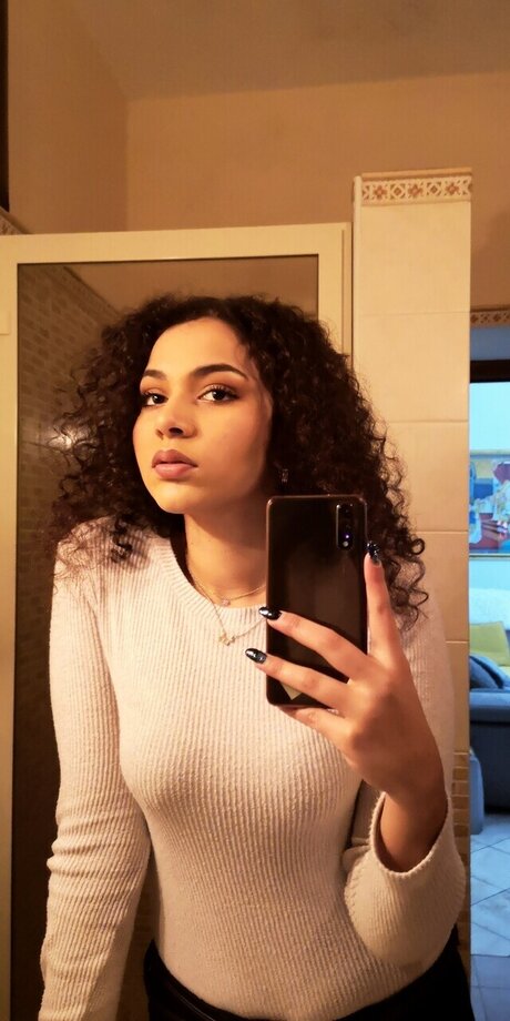 Vv crl sexy model pics