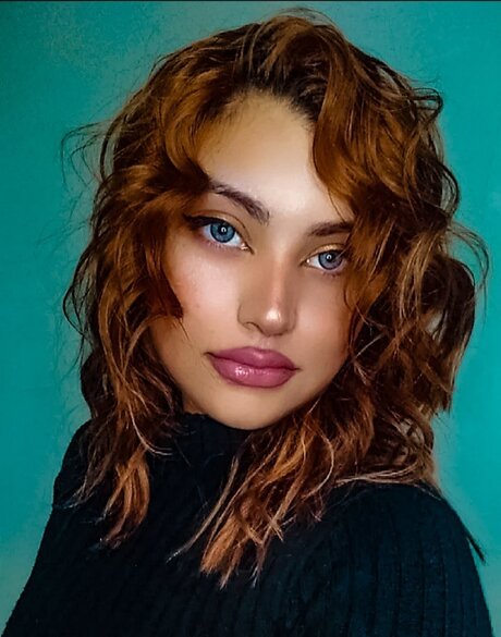 NIA ARGI star sexy gallery