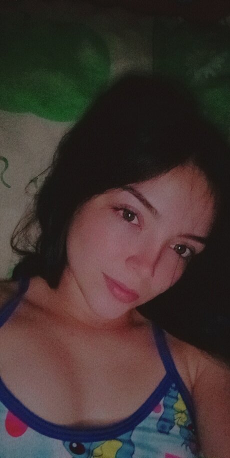 CatheronGrr_ model erotic picture