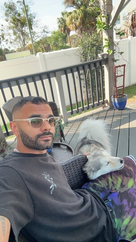 Chrystian sexy star image