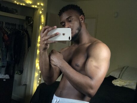 Kreol TheBlacDon pretty pornstar picture