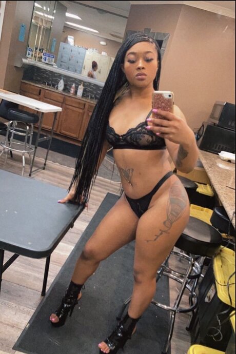 YourFavoriteWestIndie star pornographic image