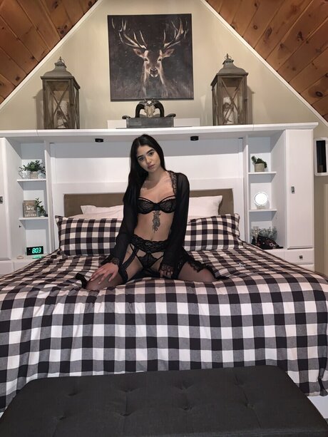 Freyamoon sexy model gallery