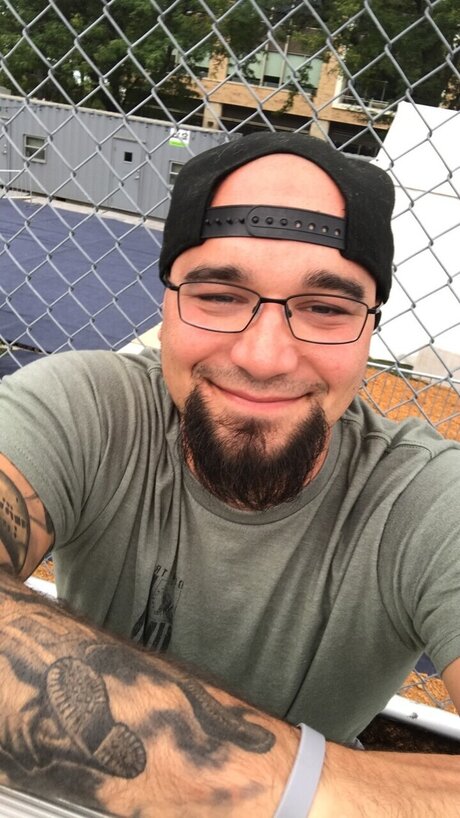 Oathdynasty naked model images