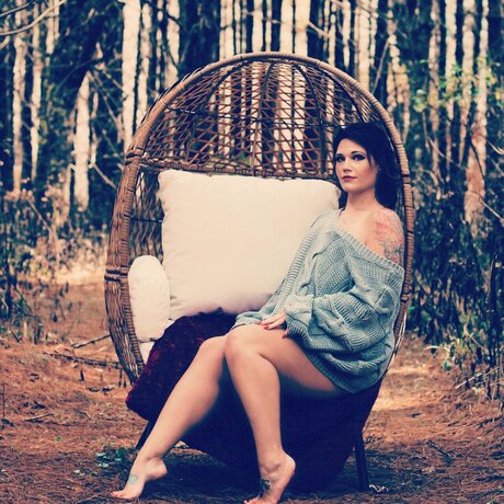 Babbs star nude photos