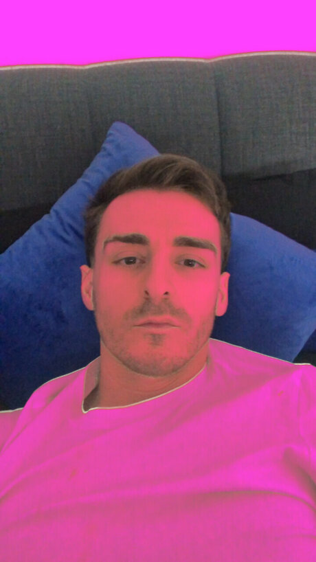 Hughes27 free actress photo