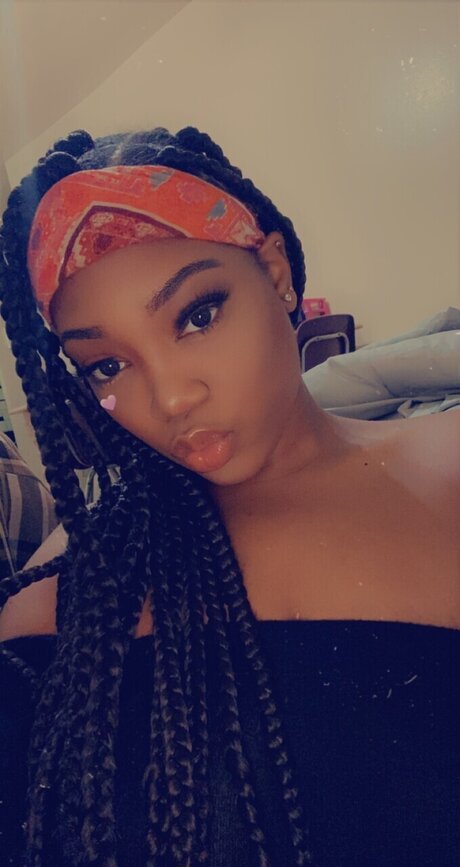 MONiwetz exclusive model gallery