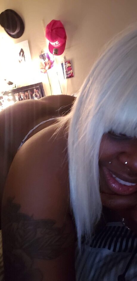 Camouflage model sexy photo