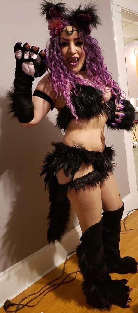 KalyxaTrix star sexy photos