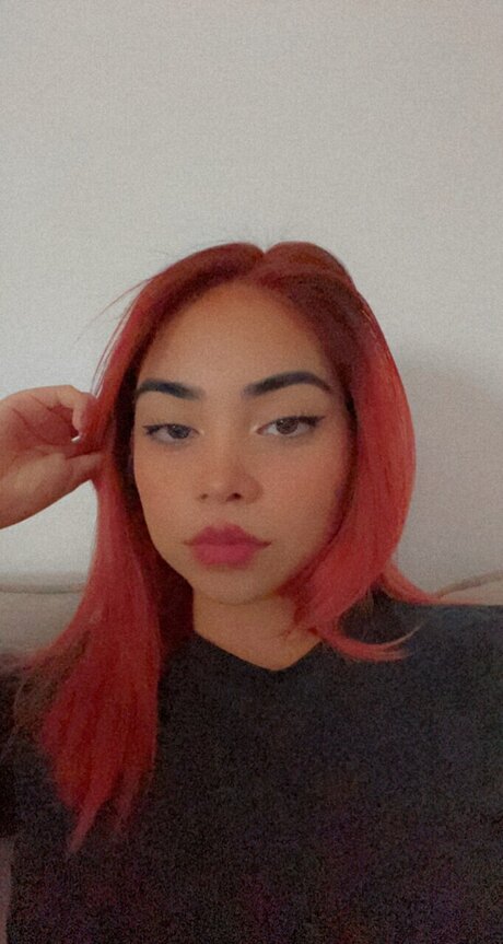 Mamas_ erotic model pics