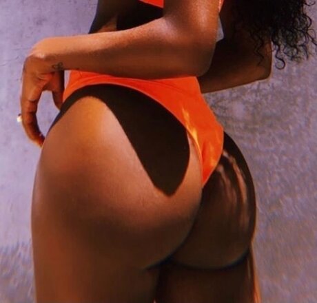 Saby Nice free actress images