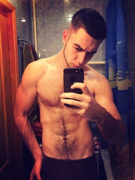 RolandXNight hot actress image