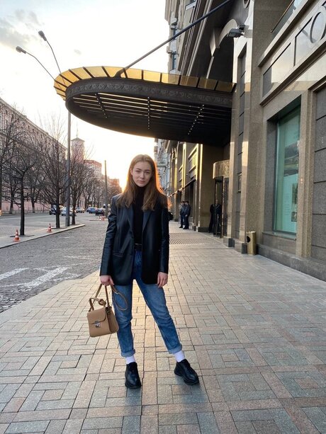 Kroska porn model photo