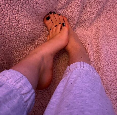 GoldenLegs pornstar beautiful images