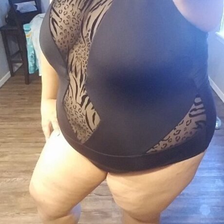 Luci Crush model best picture