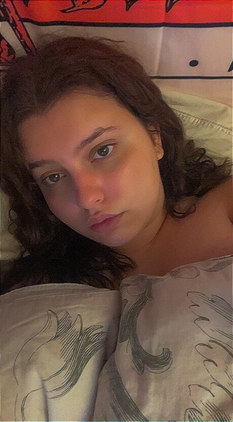 Goddess Autumn model nude photos