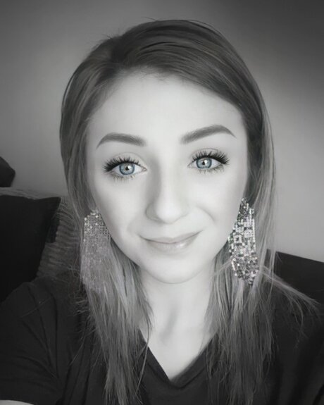 SugarNSpice pornstar pretty pics