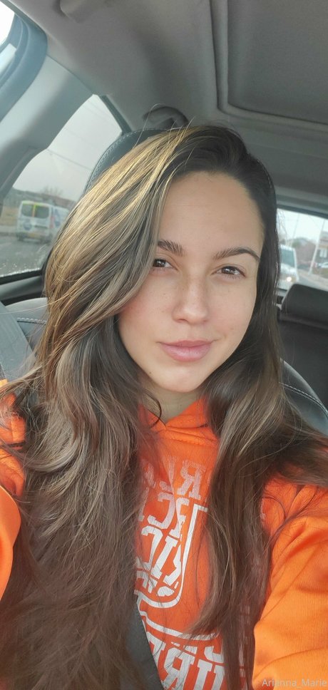 Arianna Marie pornstar hd pics