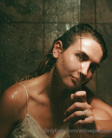 Willow Preston top actress galleries