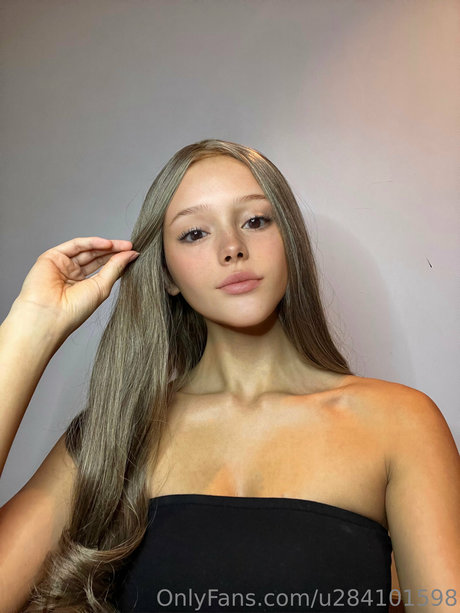 ariana greene high quality pornstar images