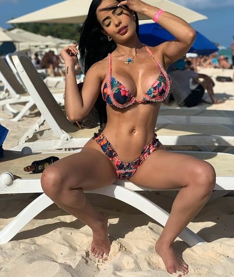 Mariell Andreina high quality actress photos