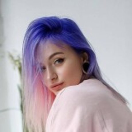 redhead skinny onlyfans hot sexy pic