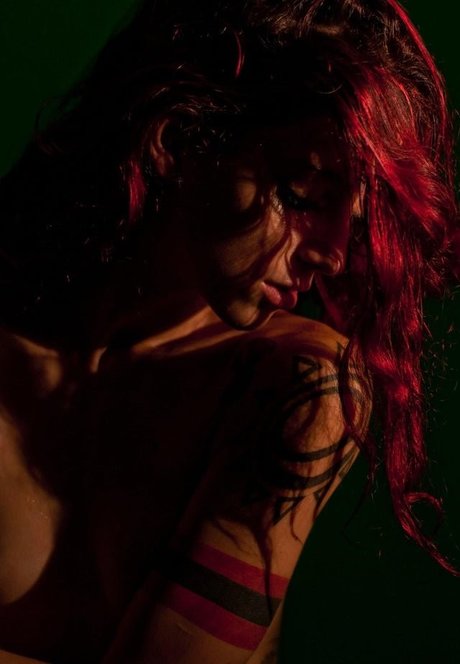 Cam Damage exclusive pornstar pics