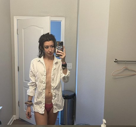 Anne Frank star nice pics