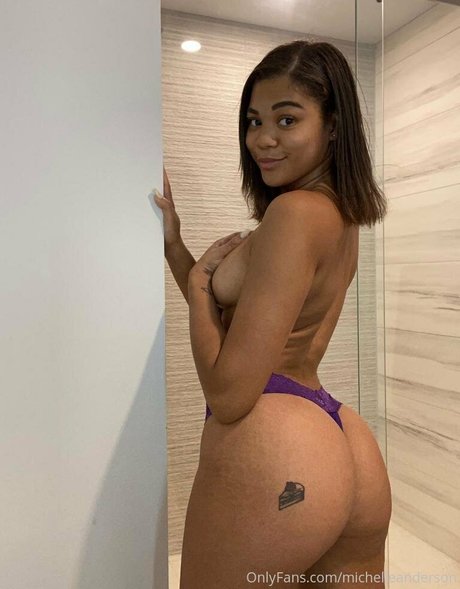 Michelle Anderson model perfect photos