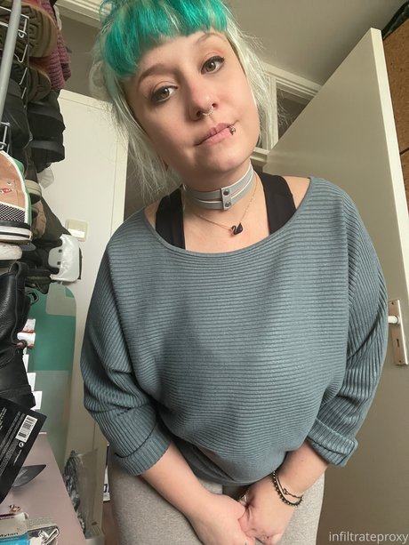 Proxy Paige star hot image