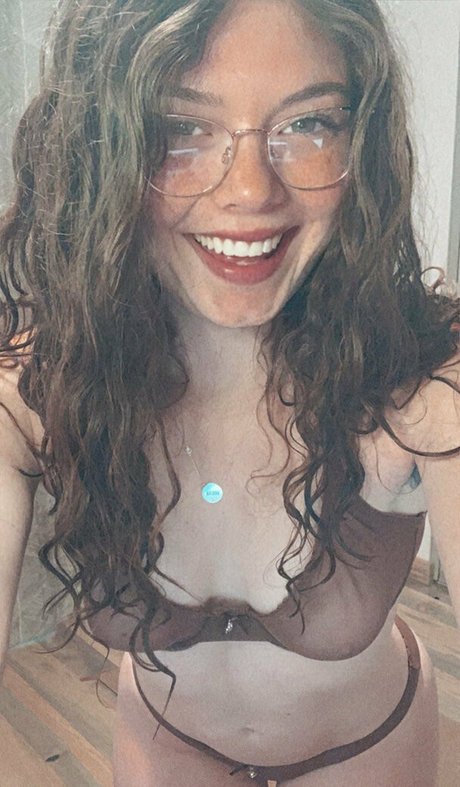 Emerson cane star hd pics