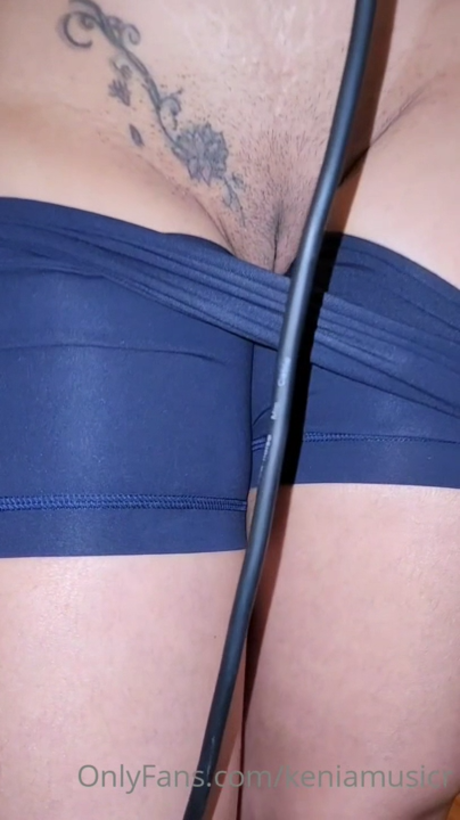 Keniamusicr nudes model pic