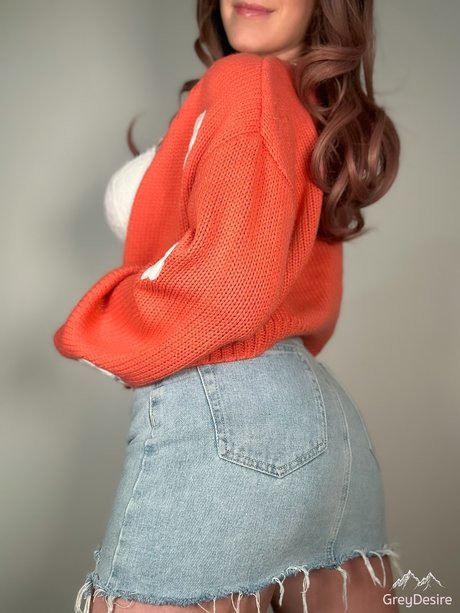 Grey Desire model pornographic photos