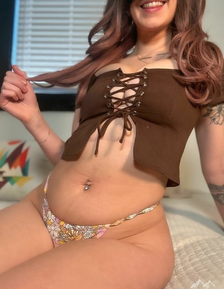 Grey Desire hot pornstar galleries